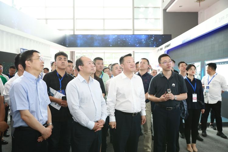 clip_image002.jpg http://sxafwz.com/upload/2019/05/28/1133169851855147008.jpg